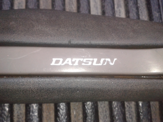 พวงมาลัย ดัชสัน 500 บาท