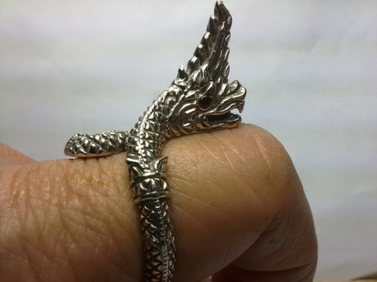 ขายสร้อยข้อมือและสร้อยคอเงิน