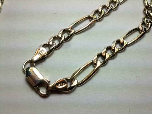 ขายสร้อยข้อมือและสร้อยคอเงิน