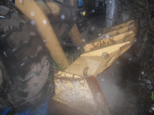 Catterpillar 936E เอวอ่อน ดิสหน้าหลัง ยางใหม่ พร้อมใช้