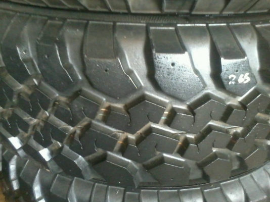 ขายยางMUD 265/75/16 1ชุด4เส้น