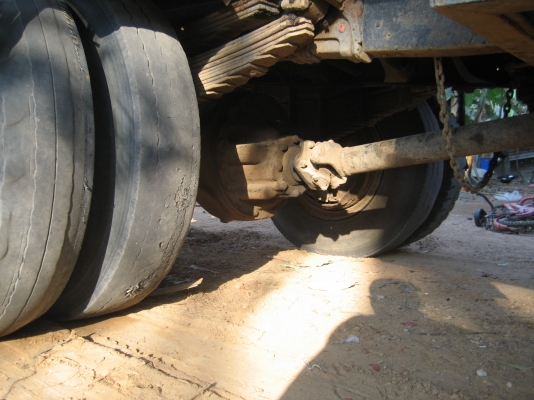 ขายดาวน์ ดั้มพ์ หัวยาว165 แรง