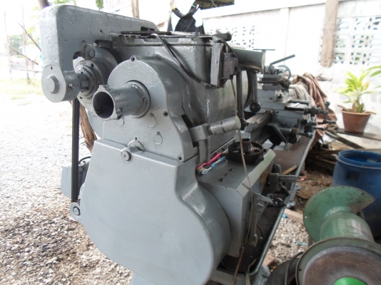 แท่นกลึง 7 ฟุต อังกฤษ 2 เพลา เกียร์บล็อก พร้อมใช้ไฟบ้าน 65,000