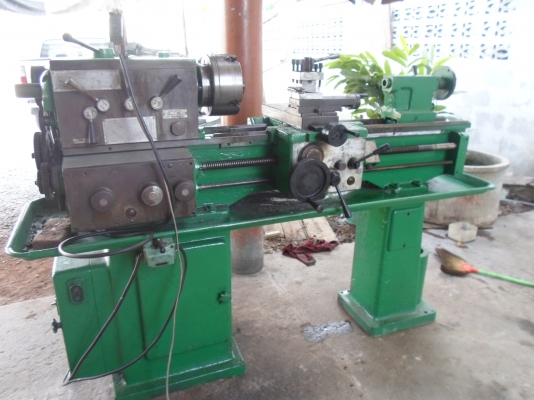 แท่นกลึง 5 ฟุต  2 เพลา เกียร์บล็อก  55,000  สนใจติดต่อ อ้อม 0898217996
