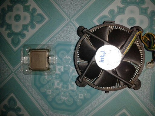 ขาย cpu intel pentium D 2.8 Ghz /2m/800