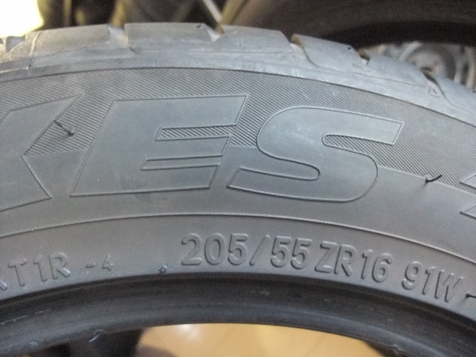 ยาง toyo 205/55/16 ปี10 มีคู่เดียว ยาง toyo 205/55/16 ปี10 มีคู่เดียว