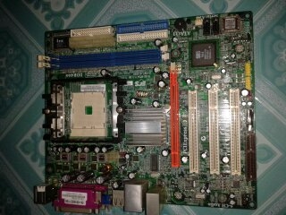 ขาย ชุด เมนบอร์ด AMD 761gx-m754 ddr 400