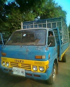 isuzu100 TL เครื่องดีครัชซีสวย เอกสารพรอ้มโอน