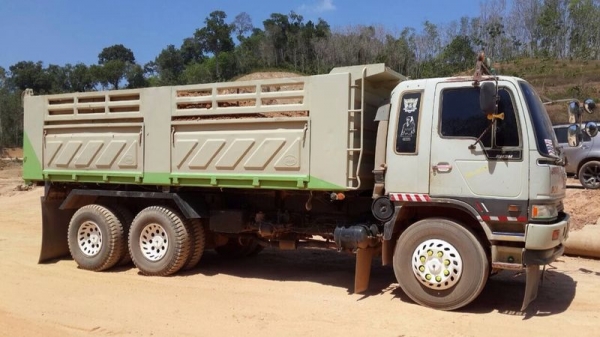 รถฮีโน่ 10 ล้อดั้ม FM3M  240 แรงม้า. ปี 39   สนใจติดต่อ 081 - 6079515