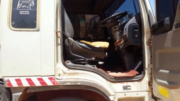 รถฮีโน่ 10 ล้อดั้ม FM3M  240 แรงม้า. ปี 39   สนใจติดต่อ 081 - 6079515