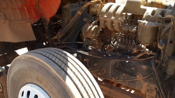 รถฮีโน่ 10 ล้อดั้ม FM3M  240 แรงม้า. ปี 39   สนใจติดต่อ 081 - 6079515