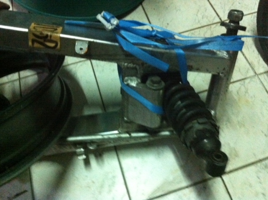 ขายสวิงอาร์ม พร้อมล้อแม๊ก โช๊ค ยกชุด