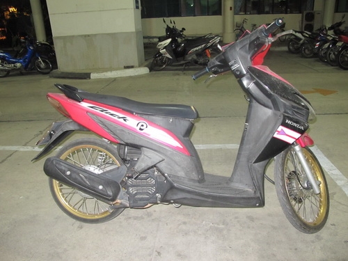 Honda Clickลดเหลือ8,700.-