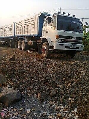 ขายนางฟ้า หัวขาว เเม่ลูก ดั๊ม  เครื่อง 240 เทอร์โบอินเตอร์คูเลอร์ กระบะเเม่เมืองเทิงเซอร์วิส กระบะลูกอาซีเครุ่งเจริญ ราคา  1,550,000 โทร 087-9666599 คุณหนาม