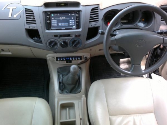 HILUX VIGO 2.5 E DOUBLE CAB PRERUNNER