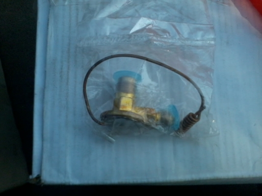 ชุดอะไหล่อุปกรณ์แอร์รถ ติดตั้งแอร์ใหม่ ซ่อมแอร์