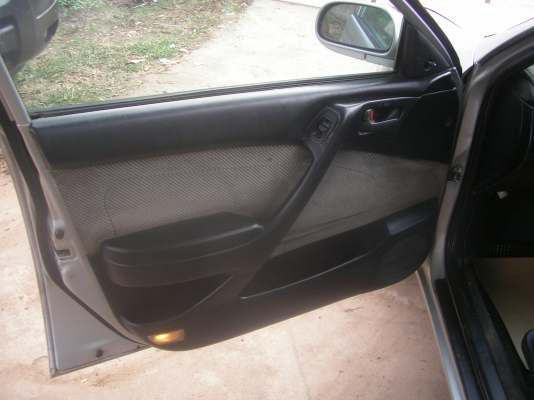 ขาย TOYOTA COLONA ท้ายโด่ง เครื่อง1600หัวฉีด แอร์เย็น ล้อแมกขอบ16