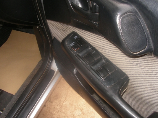 ขาย TOYOTA COLONA ท้ายโด่ง เครื่อง1600หัวฉีด แอร์เย็น ล้อแมกขอบ16