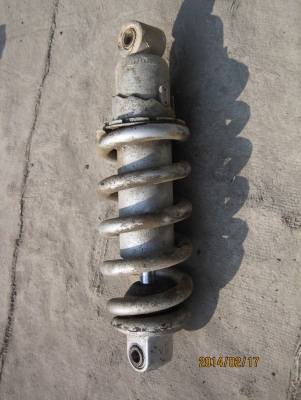 โช๊คหลัง SerpicoSS สภาพดีไม่รั่ว 300 (พร้อมส่ง)