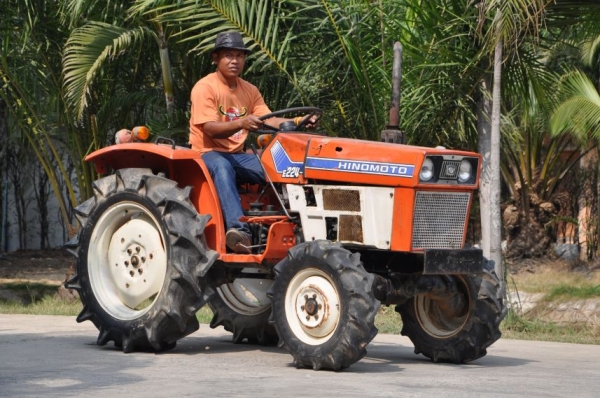 ขายรถไถ HINOMOTO 4WD 24แรง สภาพสวยเดิมญี่ปุ่นไม่เคยใช้งานในไทย 99,000 บาท