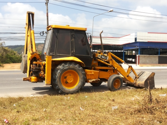 ขายรถขุดหลังตักหน้าJCB