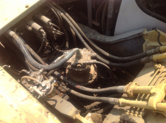 ขายรถแบคโฮ  SUMITOMO  SH200 A1  สภาพเดิม ดูแลเป็นอย่างดี