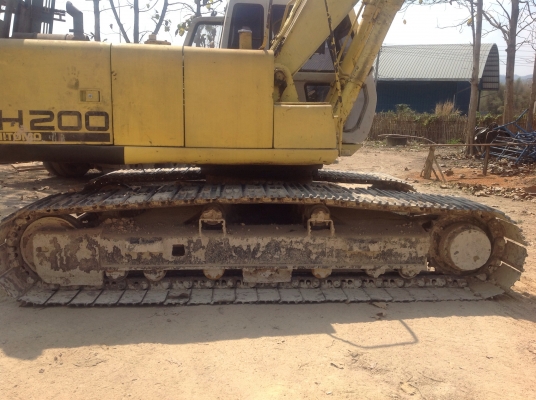 ขายรถแบคโฮ  SUMITOMO  SH200 A1  สภาพเดิม ดูแลเป็นอย่างดี