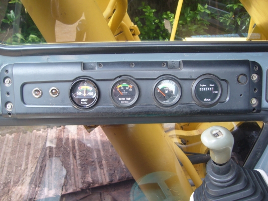 ขายรถแบคโฮ  SUMITOMO  SH200 A1  สภาพเดิม ดูแลเป็นอย่างดี