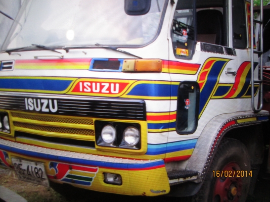 ISUZU-ร๊อคกี้-6BF1-5.30เมตร-รถห้าง-สภาพสวยพร้อมใช้--ราคา350.000.--