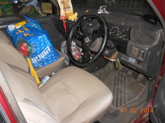 ขายไซโคลน L200 แอร์โร่บอร์ดี้ ปี95 สภาพพร้อมใช้ แอร์หนาว เครื่องเสียง 1 ชุด พร้อมแม็ก 16 1ชุดยางดี 4เส้น สีมีผุบ้างนิดหน่อยราคาถูกมาก