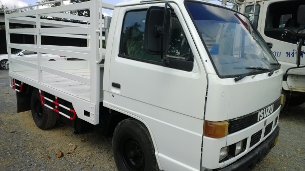 4ล้อใหญ่88แรงISUZU NKR รถเก็บงานใหม่สวย..เกียร์สั้น...
