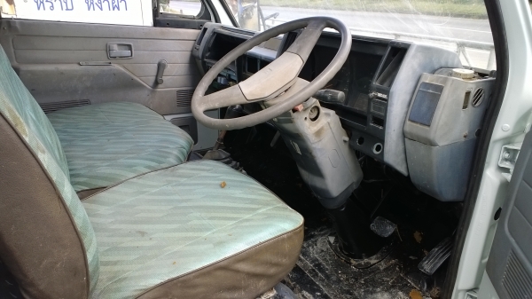 4ล้อใหญ่88แรงISUZU NKR รถเก็บงานใหม่สวย..เกียร์สั้น...