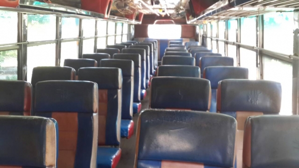 ขายรถบัสพัดลม HINO เครื่อง 6BG1 175 แรงม้า 40 ที่นั่ง คัสซี BX320-40842 ราคา 320000