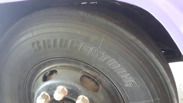 ขายรถบัสพัดลม HINO เครื่อง 6BG1 175 แรงม้า 40 ที่นั่ง คัสซี BX320-40842 ราคา 320000