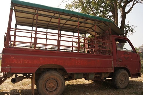 ขาย 4 ล้อ โตโยต้า ไดนาสตี้ เครื่องเเรงมาก อีซูซุ 2800 /90 เเรง/ บรรทุกได้เกิน3 ตัน (ซื้อไปขับได้เลย) มีเอกสารครบ ถูกมาก รีบโทรเลย 70,000 บาท