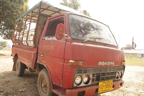 ขาย 4 ล้อ โตโยต้า ไดนาสตี้ เครื่องเเรงมาก อีซูซุ 2800 /90 เเรง/ บรรทุกได้เกิน3 ตัน (ซื้อไปขับได้เลย) มีเอกสารครบ ถูกมาก รีบโทรเลย 70,000 บาท