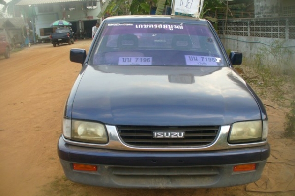 ขายอีซูสุ มังกรทองTFR ขายอีซูสุ มังกรทองTFR