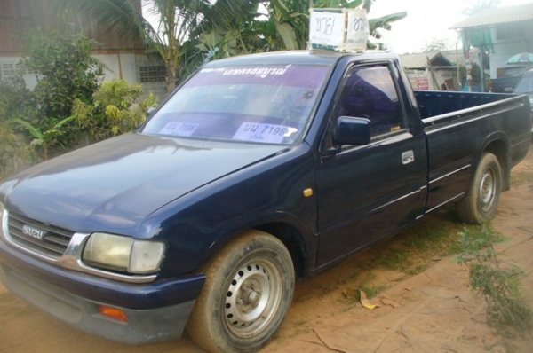 ขายอีซูสุ มังกรทองTFR ขายอีซูสุ มังกรทองTFR