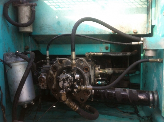 ขายรถแมคโครKOBELCO SK200YN09 ไฟฟ้าครบ สนใจติดต่อ บอย 085-156-2314