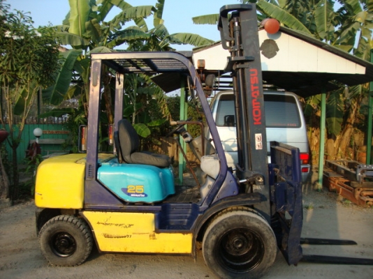 +++ขายโฟล์คลิฟท์ KOMATSU  FD25-12  รถนอกนำเข้า  1,000  ชม.  เครื่องยนต์ดีเซล  เกียร์ธรรมดา  เสา 4 เมตร  ฮิ้งค์โฟล์ค  งากระดกได้  ล้อหน้าคู่   ***รถสภาพพร้อมใช้  ราคา รายละเอียดคุยได้ครับ ***