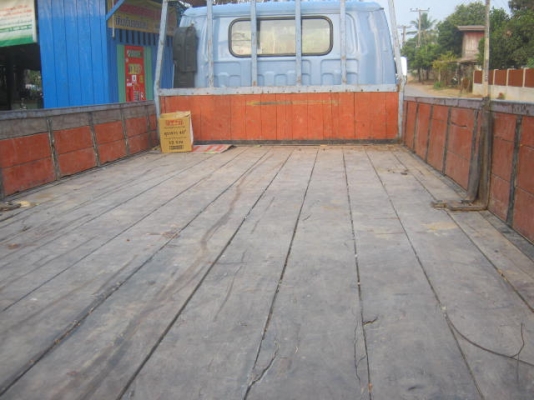 รถ6ล้อ  NPR 120แรง