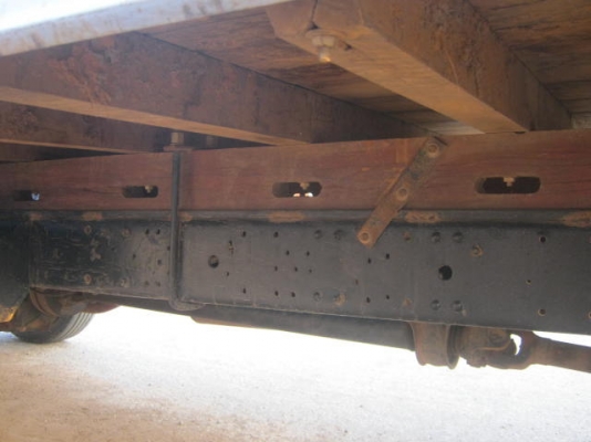 รถ6ล้อ  NPR 120แรง