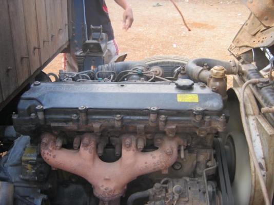 รถ6ล้อ  NPR 120แรง