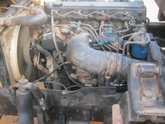 รถ6ล้อ  NPR 120แรง