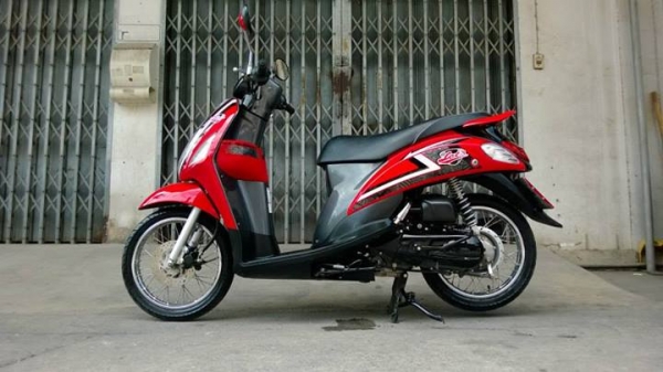 Suzuki LET 2013 วิ่งน้อย แดงเทา ขายราคาถูกๆ ลดได้เยอะ หลักพันบาท
