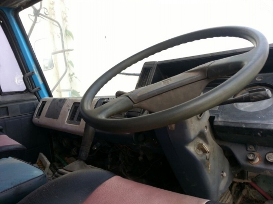 รถอีซูซุ 6 ล้อ พื้นเรียบ 195 แรงม้า. สนใจติดต่อ 081 - 6079515 รถอีซูซุ 6 ล้อ พื้นเรียบ 195 แรงม้า. สนใจติดต่อ 081 - 6079515