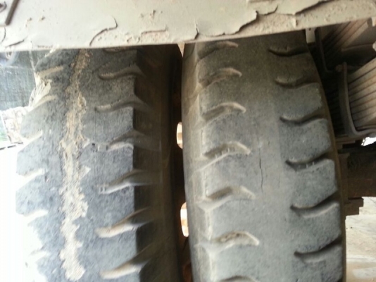 รถอีซูซุ 6 ล้อ พื้นเรียบ 195 แรงม้า. สนใจติดต่อ 081 - 6079515 รถอีซูซุ 6 ล้อ พื้นเรียบ 195 แรงม้า. สนใจติดต่อ 081 - 6079515