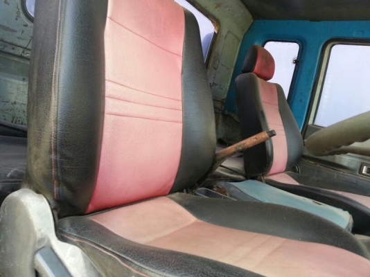 รถอีซูซุ 6 ล้อ พื้นเรียบ 195 แรงม้า. สนใจติดต่อ 081 - 6079515 รถอีซูซุ 6 ล้อ พื้นเรียบ 195 แรงม้า. สนใจติดต่อ 081 - 6079515