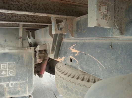 รถอีซูซุ 6 ล้อ พื้นเรียบ 195 แรงม้า. สนใจติดต่อ 081 - 6079515 รถอีซูซุ 6 ล้อ พื้นเรียบ 195 แรงม้า. สนใจติดต่อ 081 - 6079515