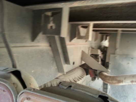 รถอีซูซุ 6 ล้อ พื้นเรียบ 195 แรงม้า. สนใจติดต่อ 081 - 6079515 รถอีซูซุ 6 ล้อ พื้นเรียบ 195 แรงม้า. สนใจติดต่อ 081 - 6079515